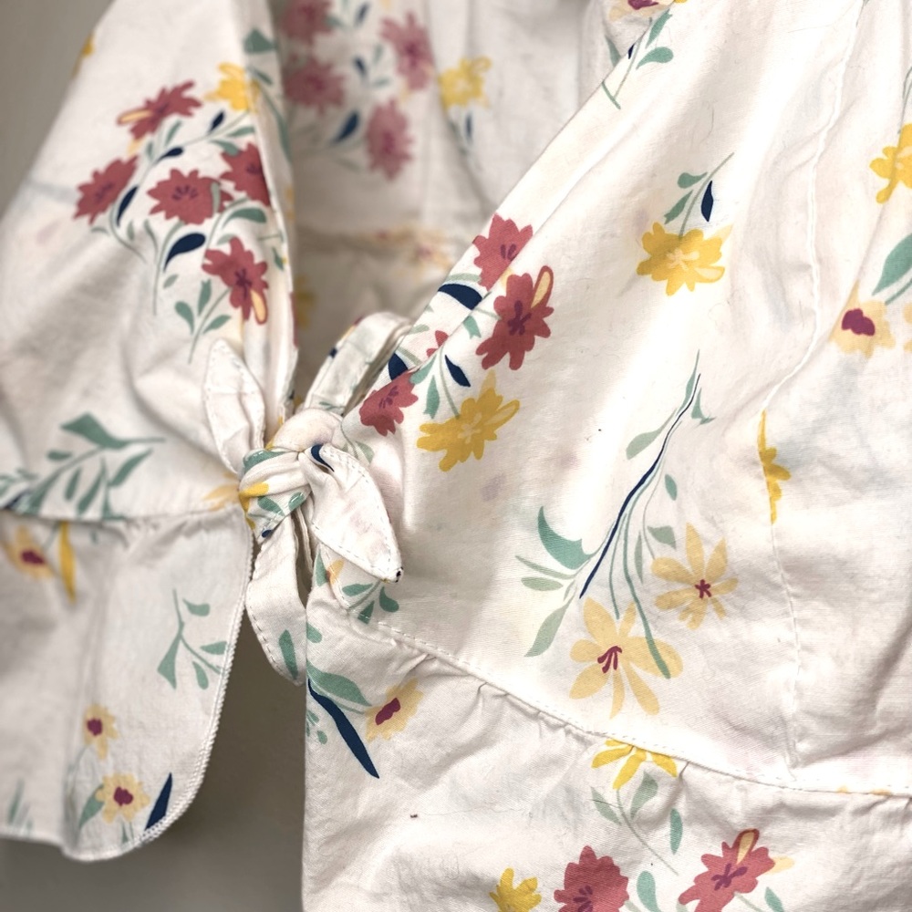 White Floral Tie Crop Top